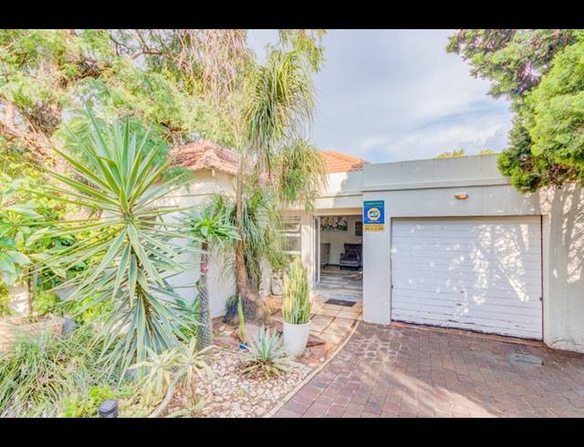 3 BEDROOM TOWNHOUSE FOR SALE IN MAGALIESSIG